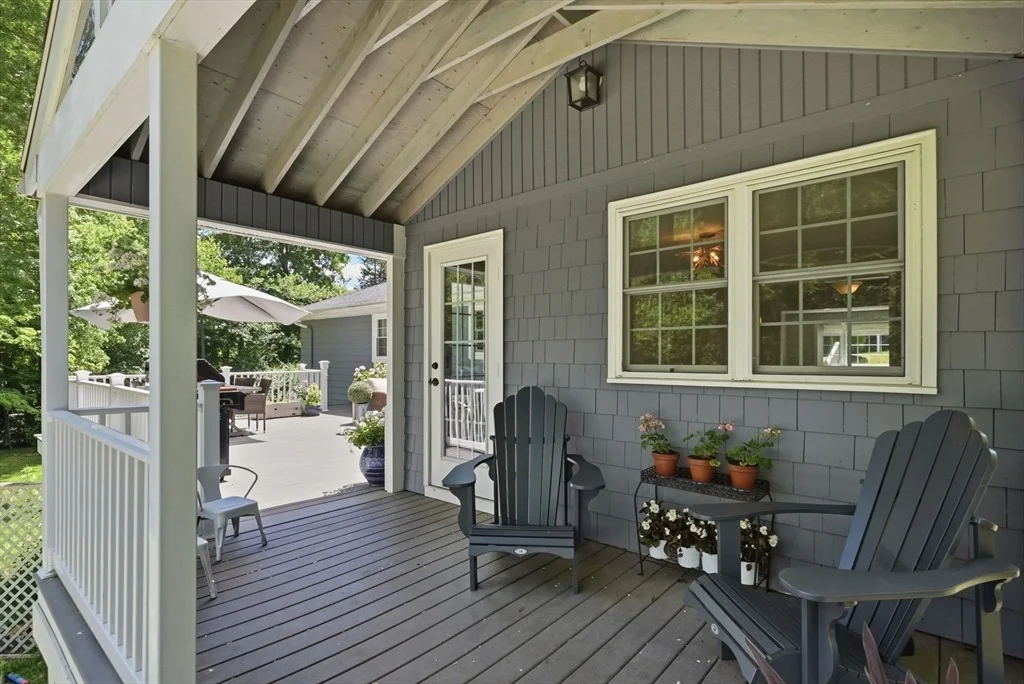 Photo of 5 Stanford Dr