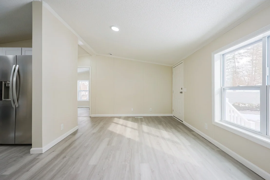Photo of 9 Emerald Dr