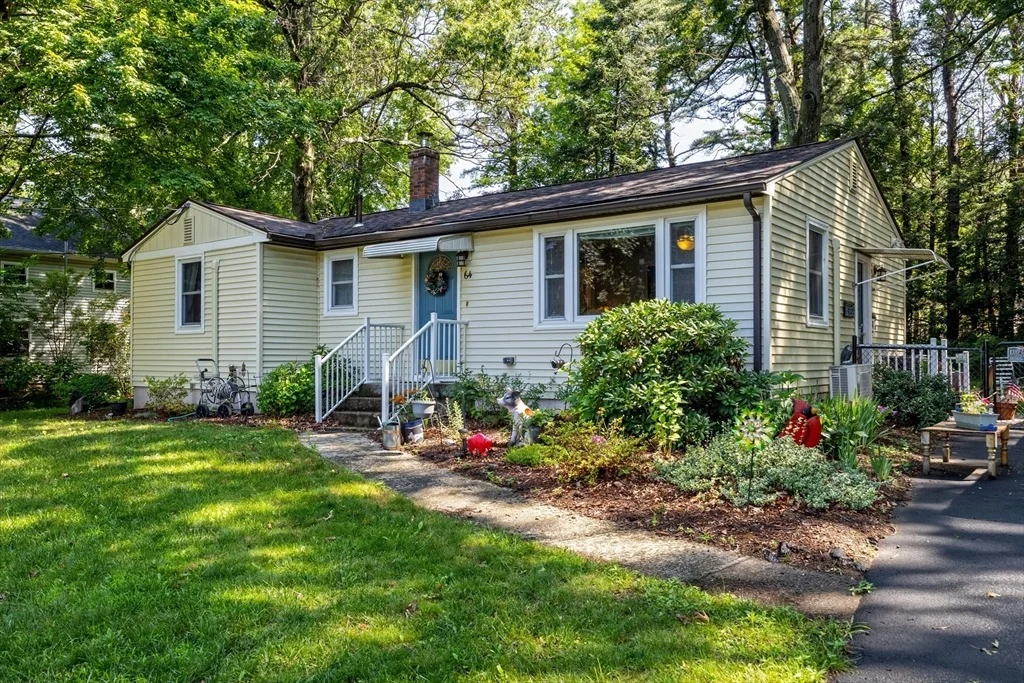 Photo of 64 Brigham Rd