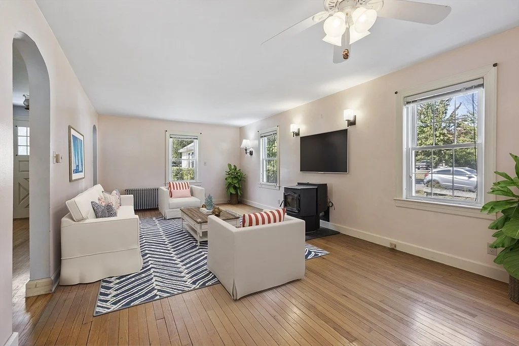 Photo of 45 Bacon St
