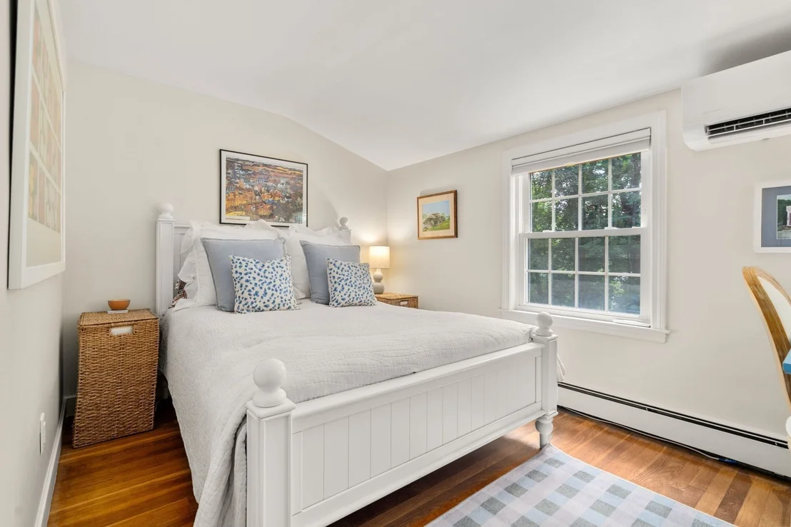 Photo of 700 Grove St