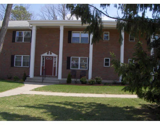 Photo of Unit D at 59 Colonial Cir.