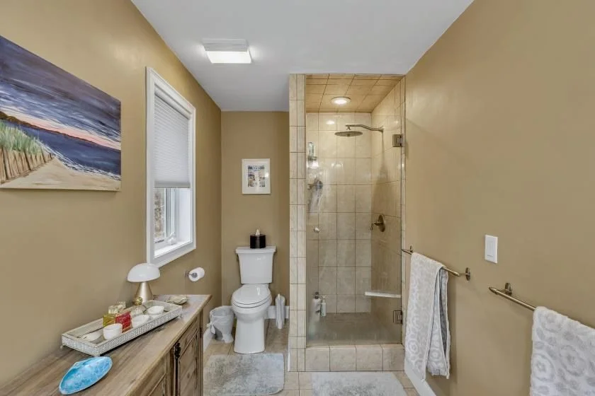 Photo of 304 Red Brook Rd