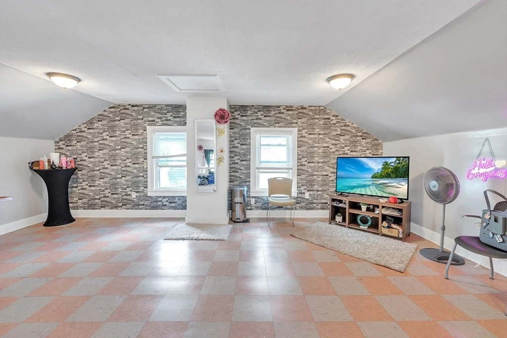 Photo of 32 Clifford St