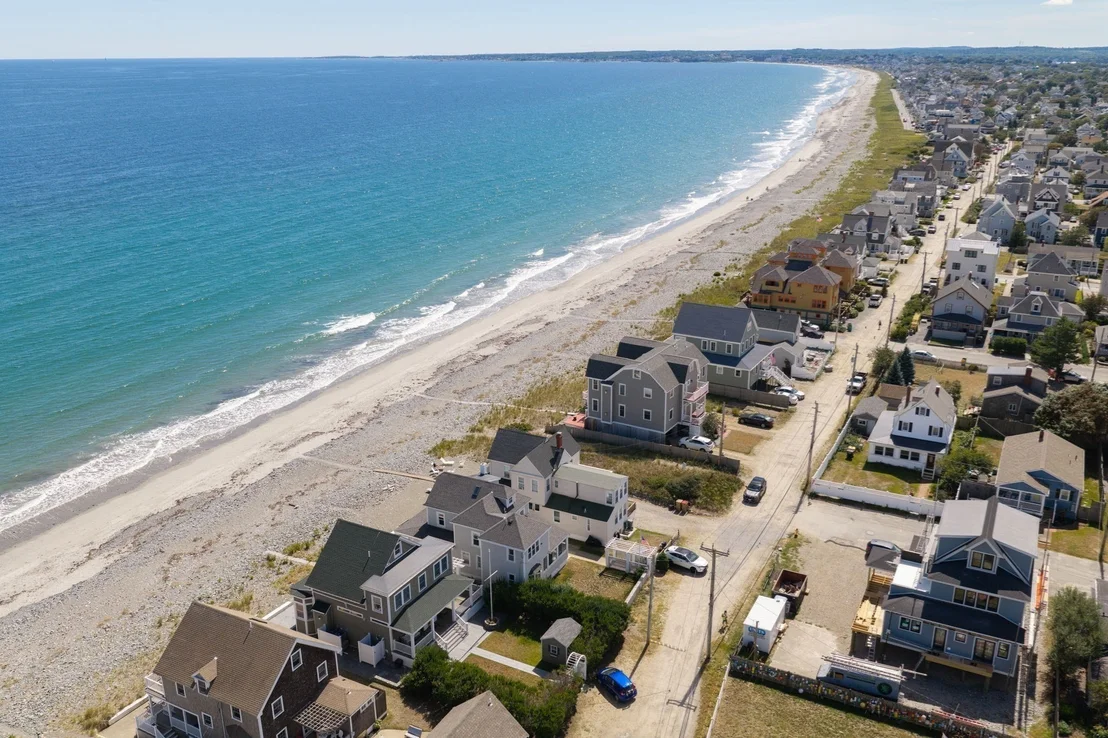 Photo of 331 Beach Ave