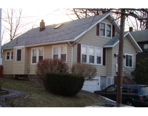 Photo of 5 Crescent Ave