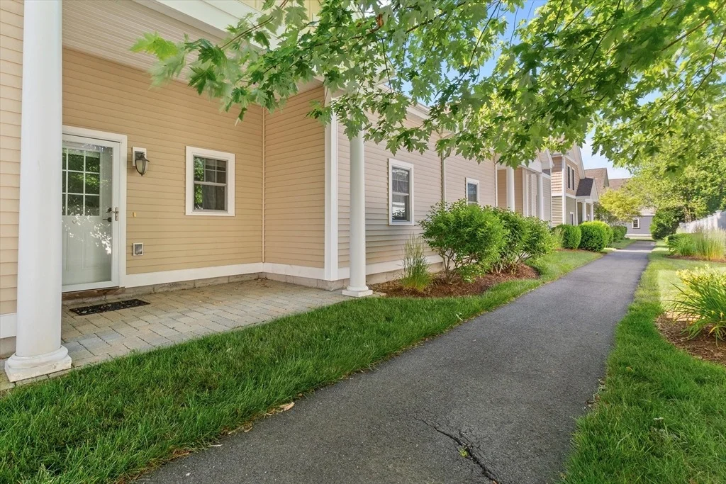 Photo of Unit 4 at 4 Emerald Way