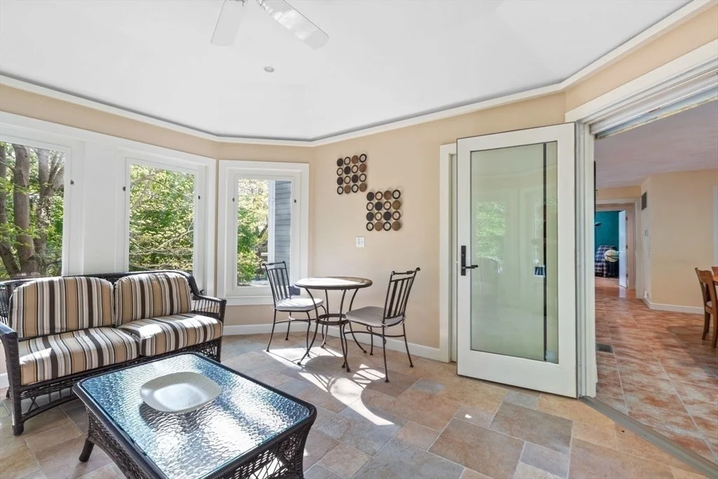 Photo of 77 Hillcrest Rd