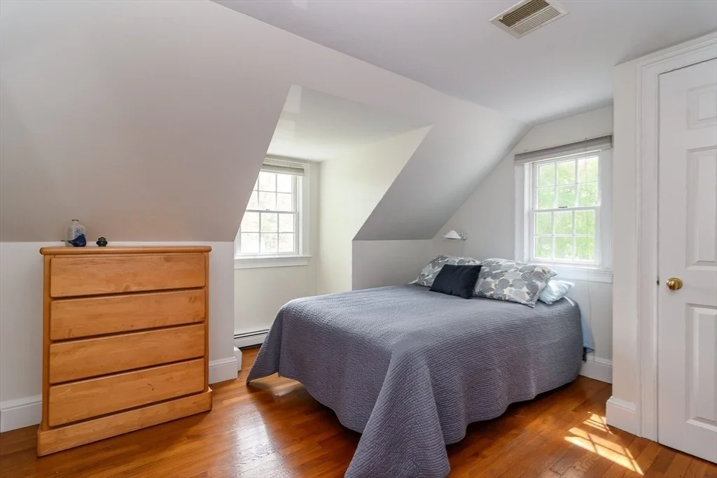 Photo of 17 Lancaster Drive