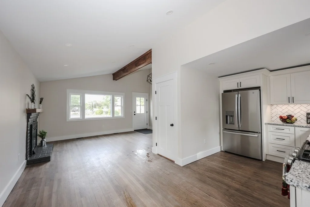 Photo of 1 Knowlton Rd