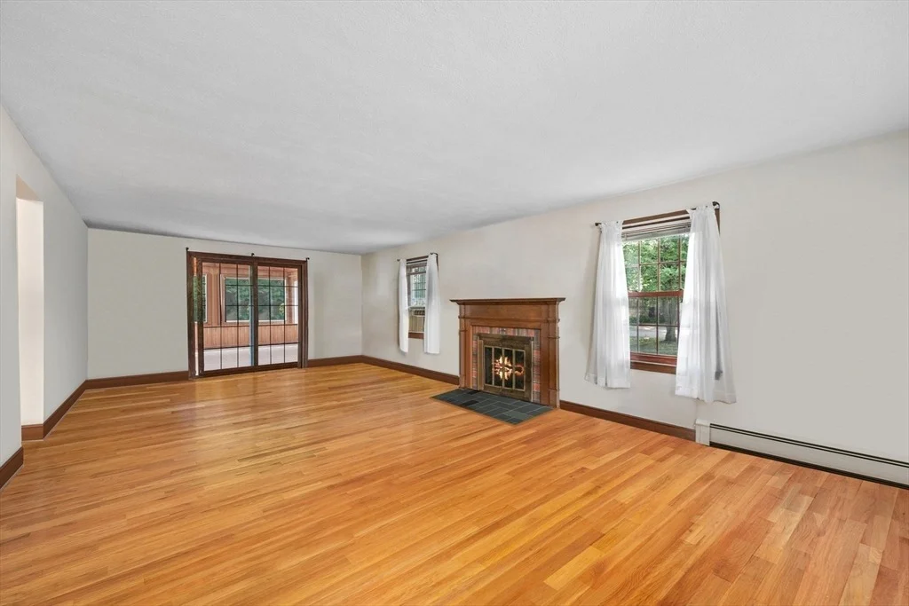 Photo of 18 Heritage Lane