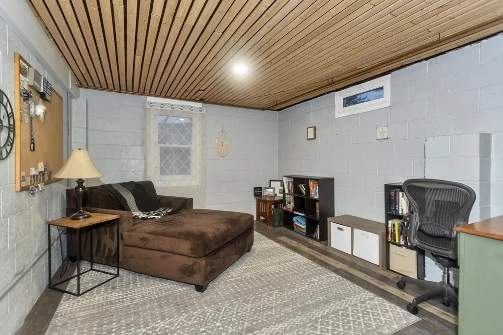 Photo of 166 Montgomery Rd
