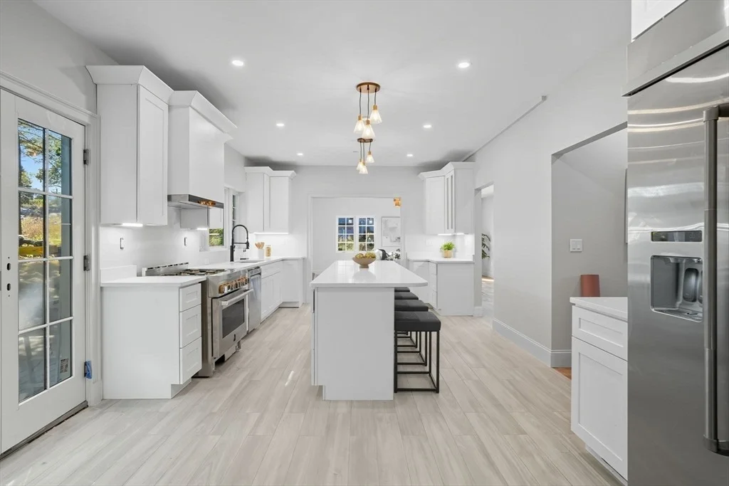 Photo of 9 Lovis Ave