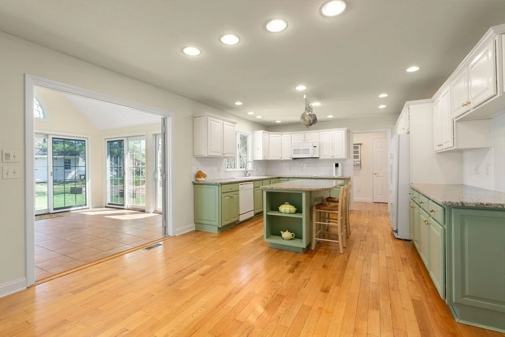 Photo of 70 Salem Rd