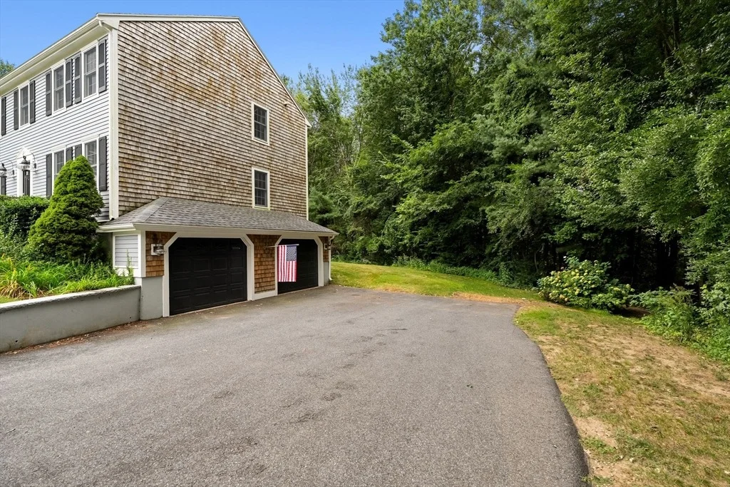 Photo of 13 Bayberry Rd