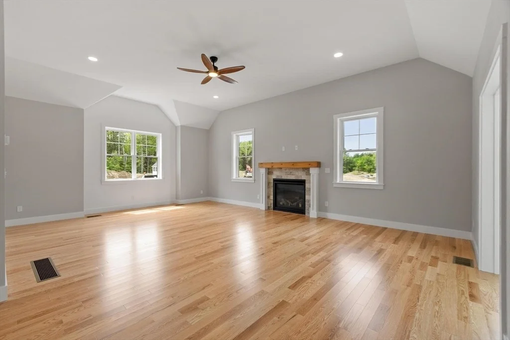 Photo of 16 Unkety Brook Way