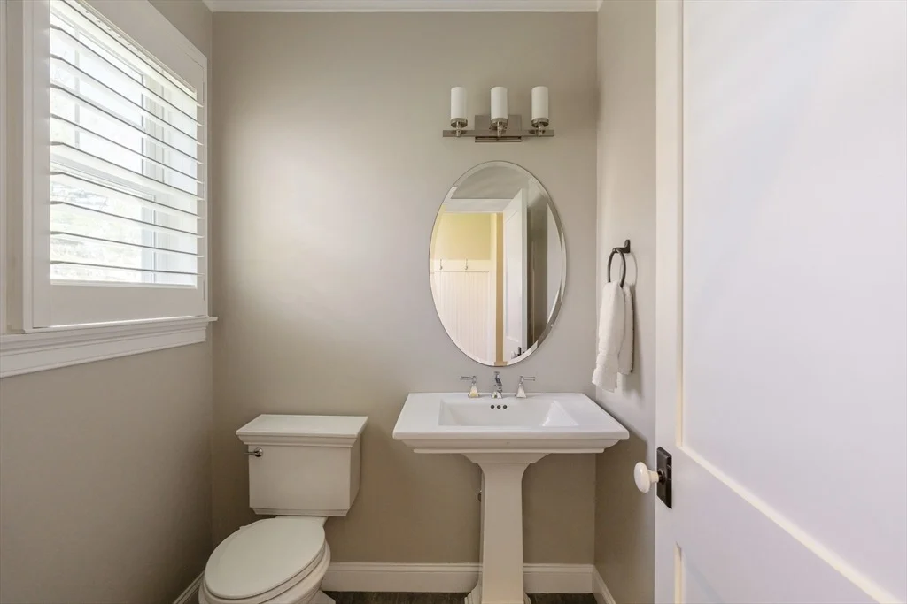 Photo of 8 Goldman Cir