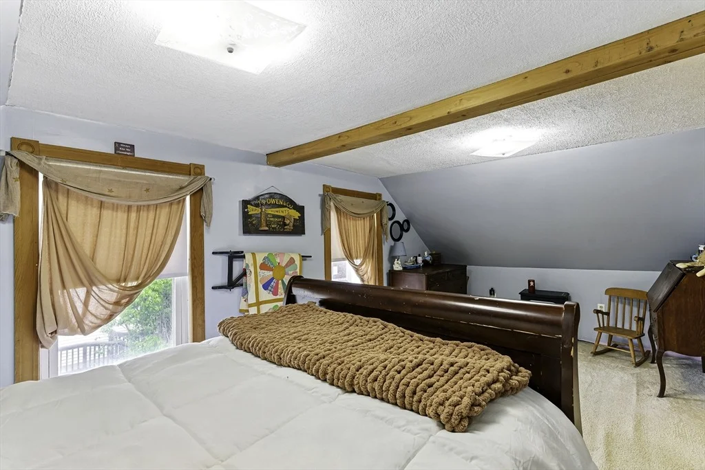 Photo of 16 Picadilly St
