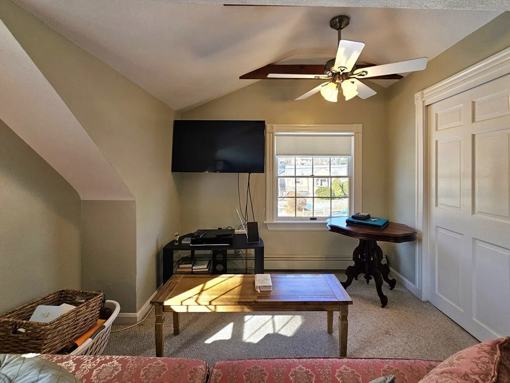 Photo of 84 Cameron Rd