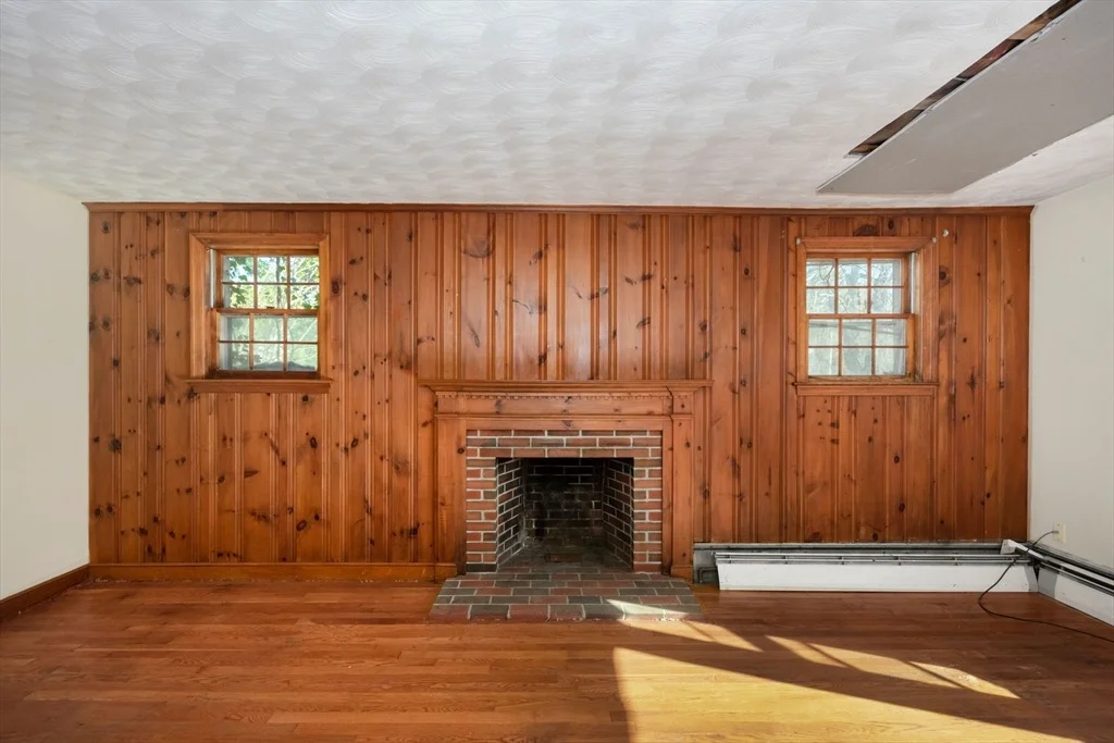 Photo of 103 Elm St