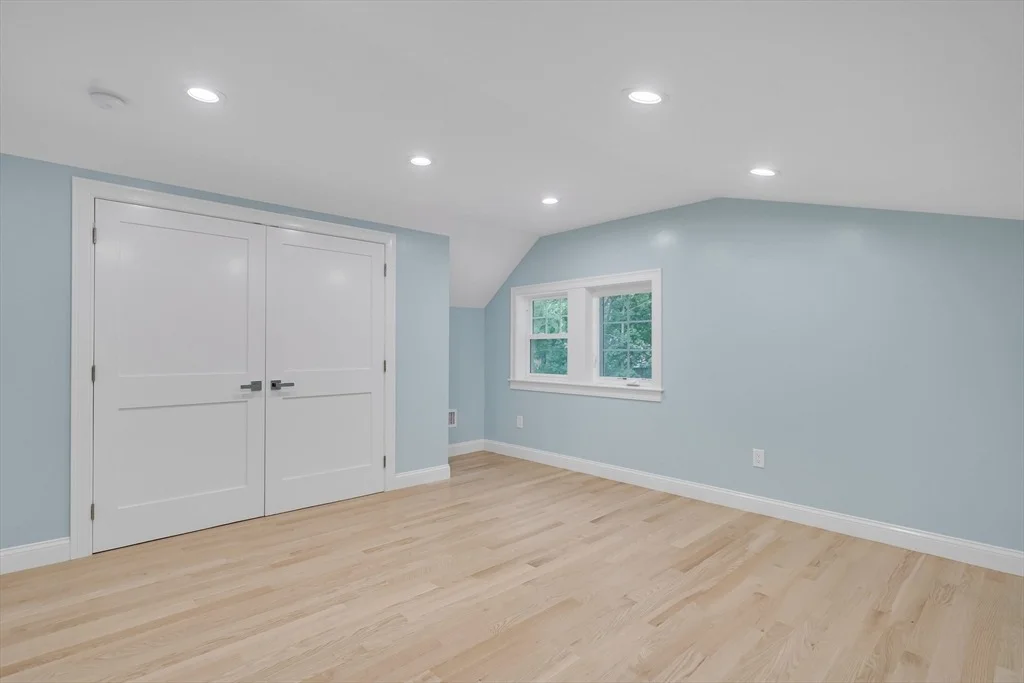 Photo of 8 Slayton Rd