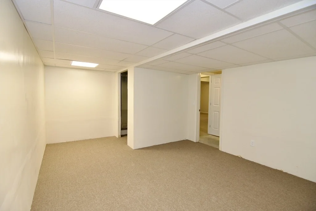 Photo of 114 Barrington Dr