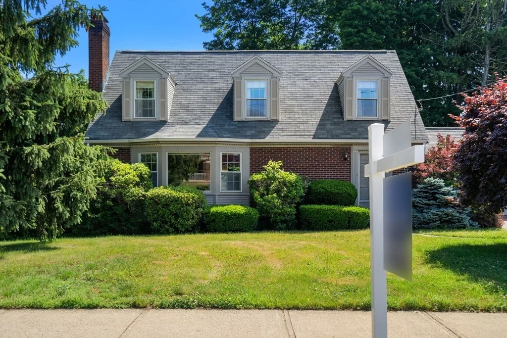 Photo of 278 Common St