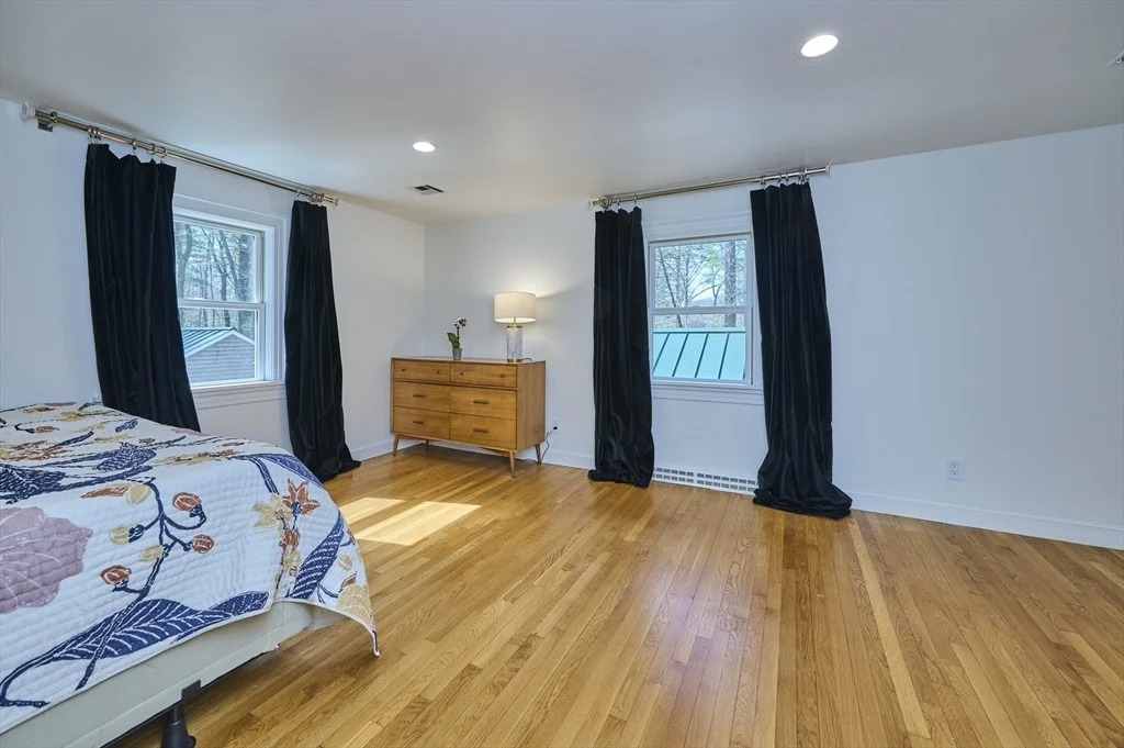 Photo of 42 Troutbrook Road