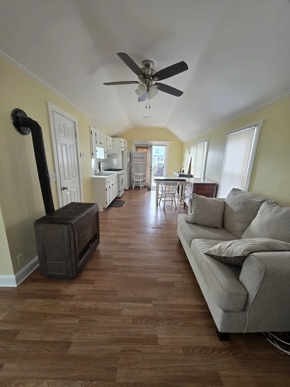 Photo of 101 Cable Ave