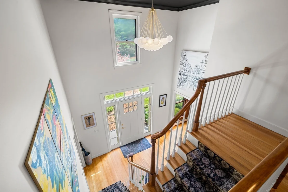 Photo of 6 Lexington Cir