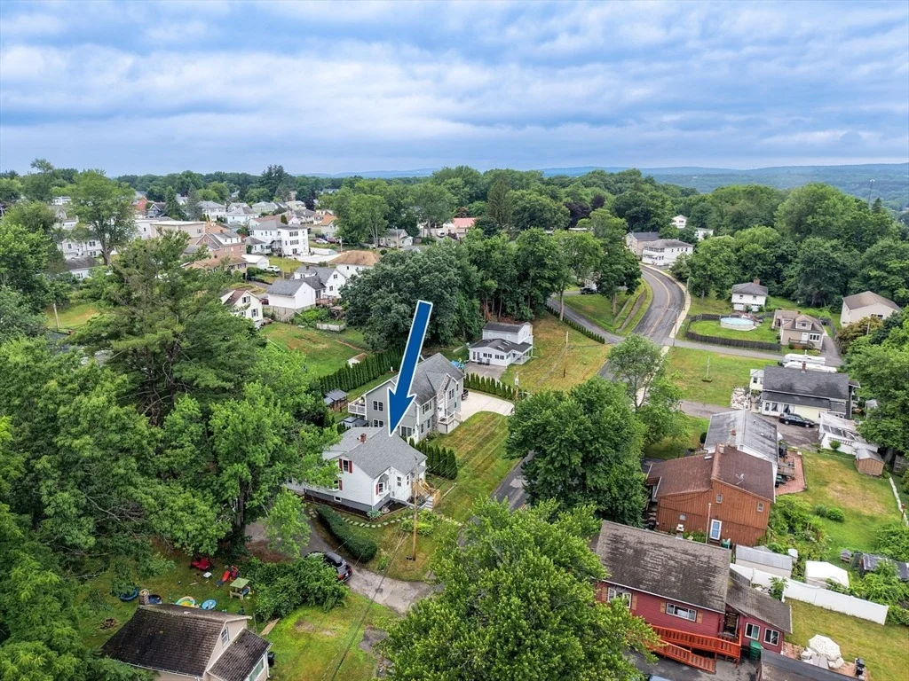 Photo of 83 Rolf Ave
