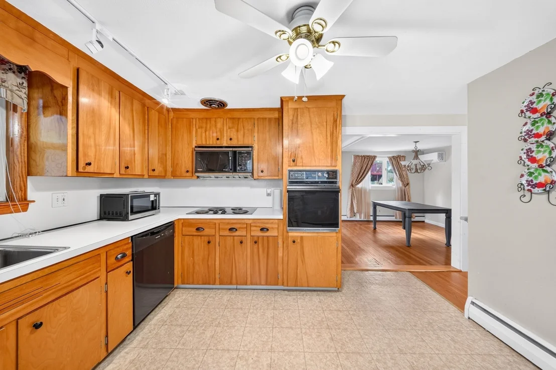 Photo of 33 Fairchild