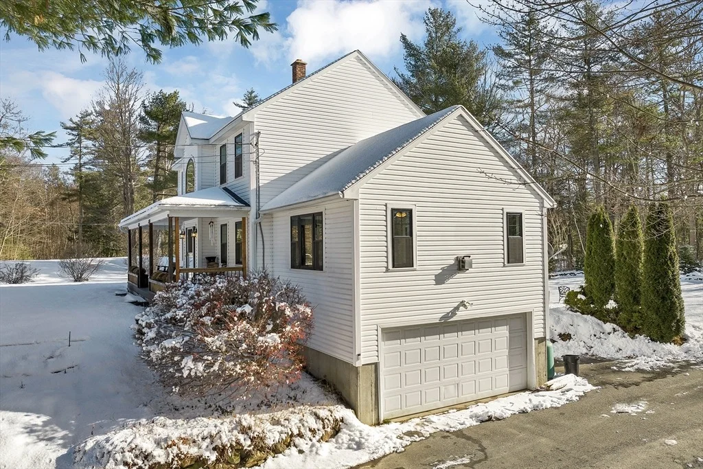 Photo of 371 Rice Road