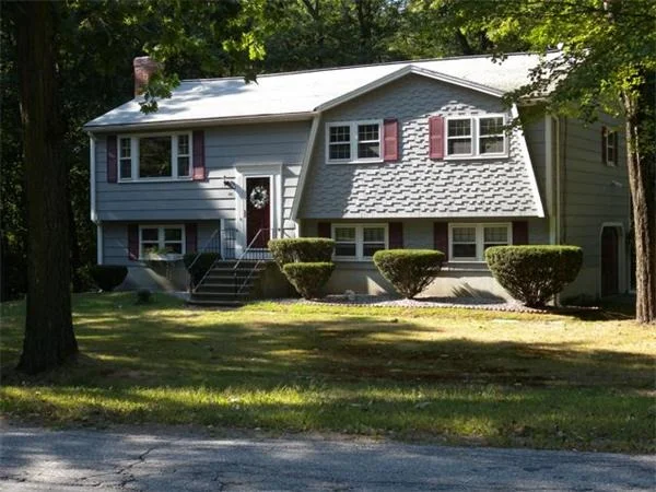 Photo of 141 Harvard Rd