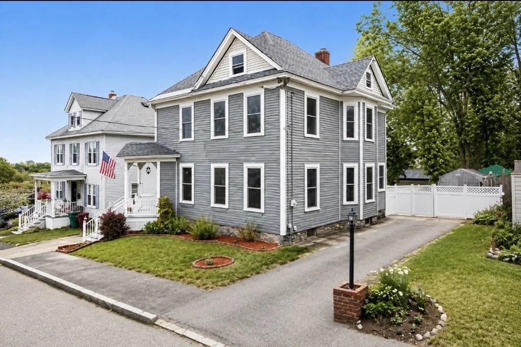 Photo of 261 Third St