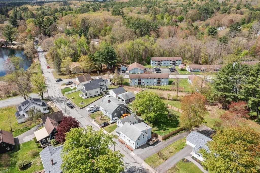 Photo of 125 Lake Ellis Rd