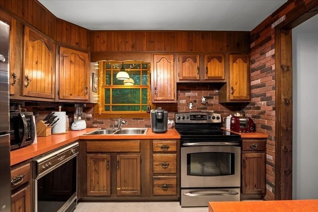 Photo of 26 Beaman Rd