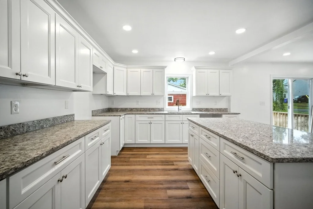 Photo of 150 Seymour Ave