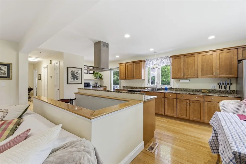 Photo of 110 Parkerview St.