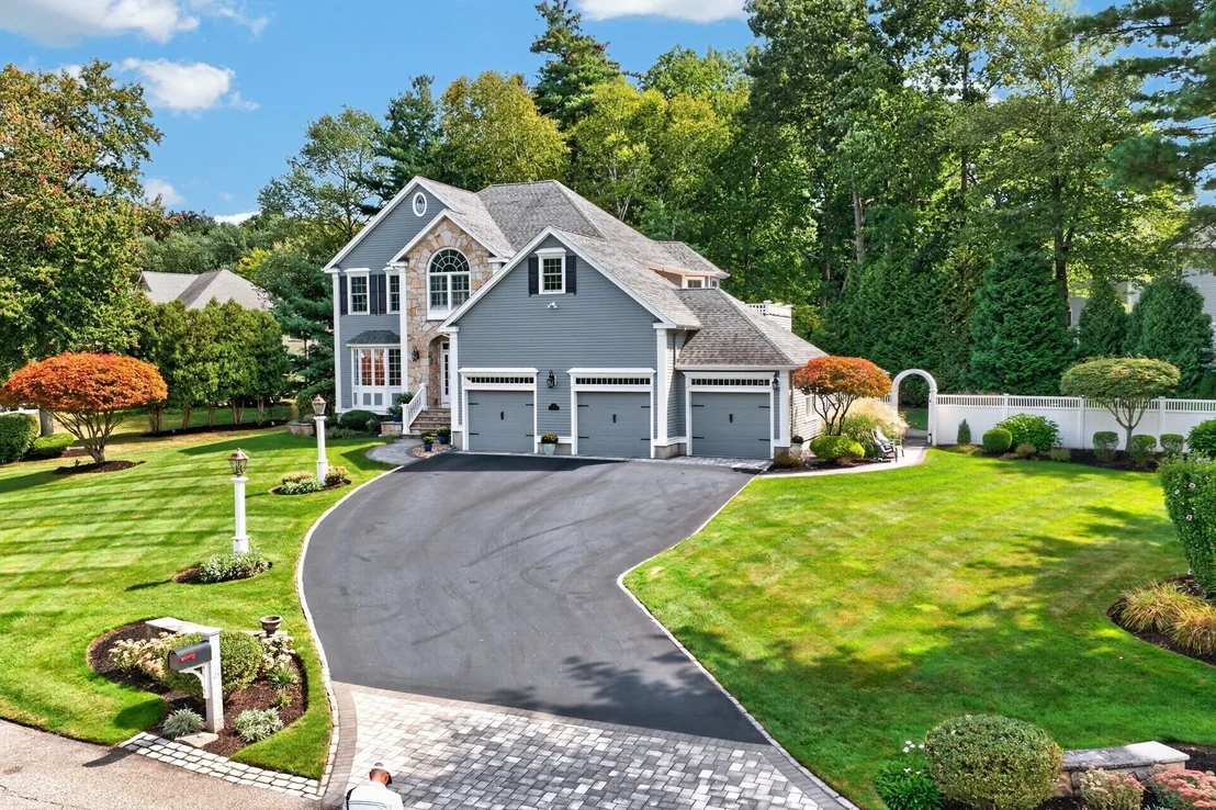 Photo of 21 Somerset Dr