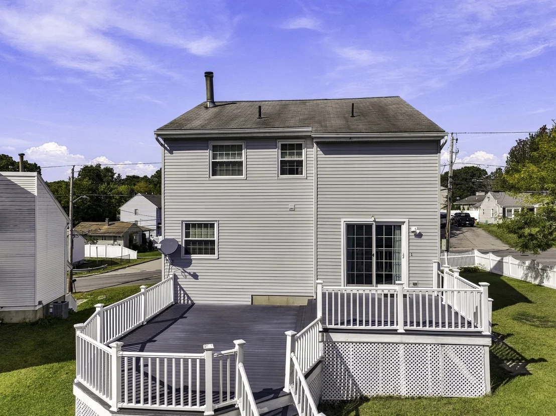 Photo of 102 Sunderland Rd