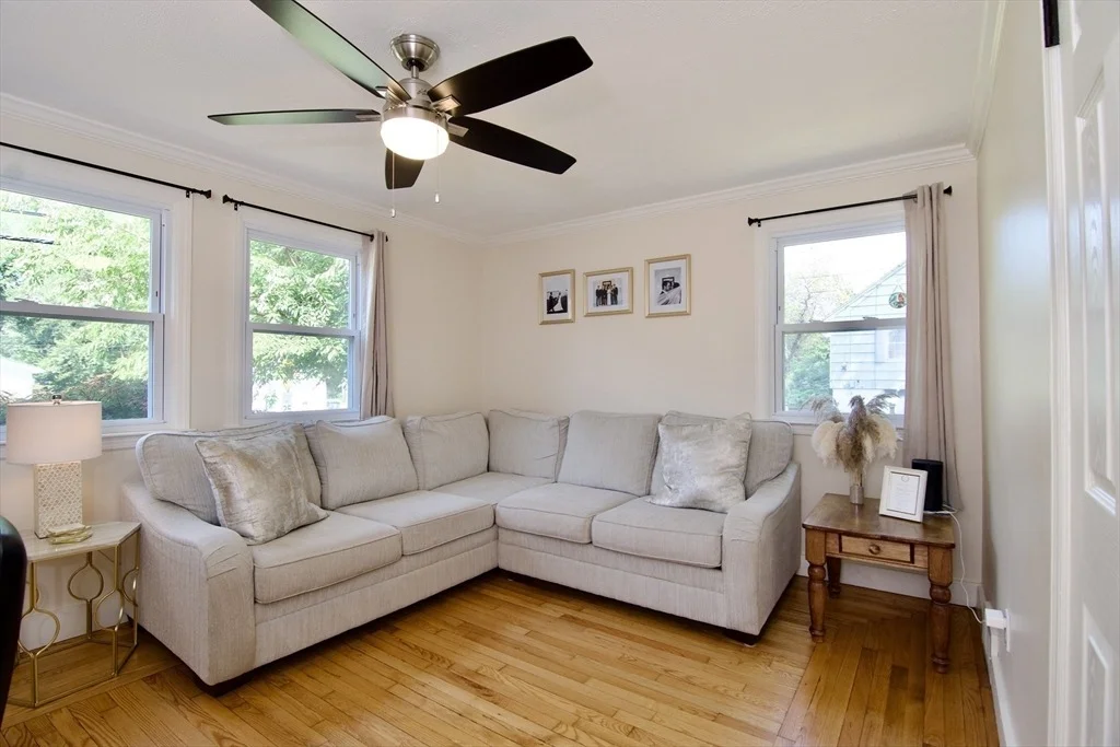 Photo of 48 Booth Rd