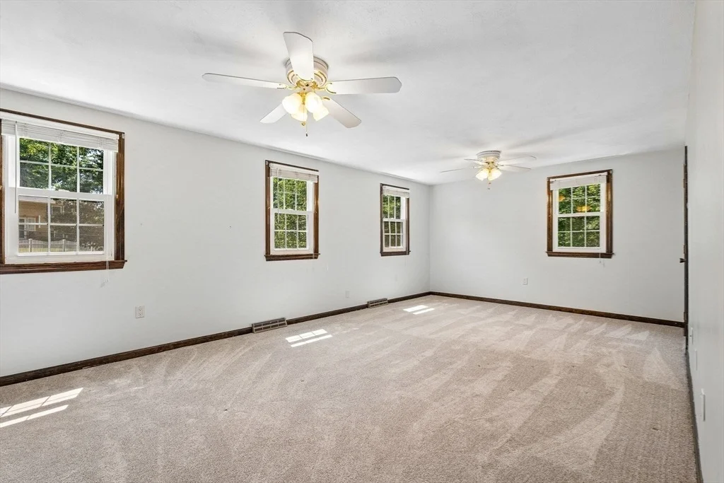 Photo of 71 Pelczar Rd