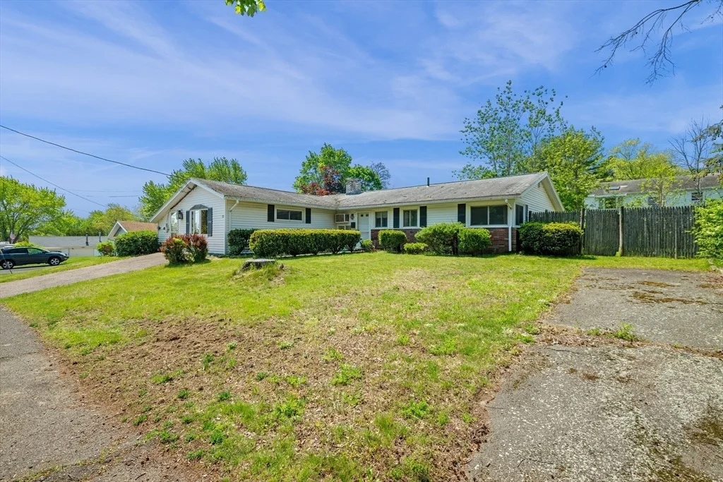 Photo of 64 Amherst Rd