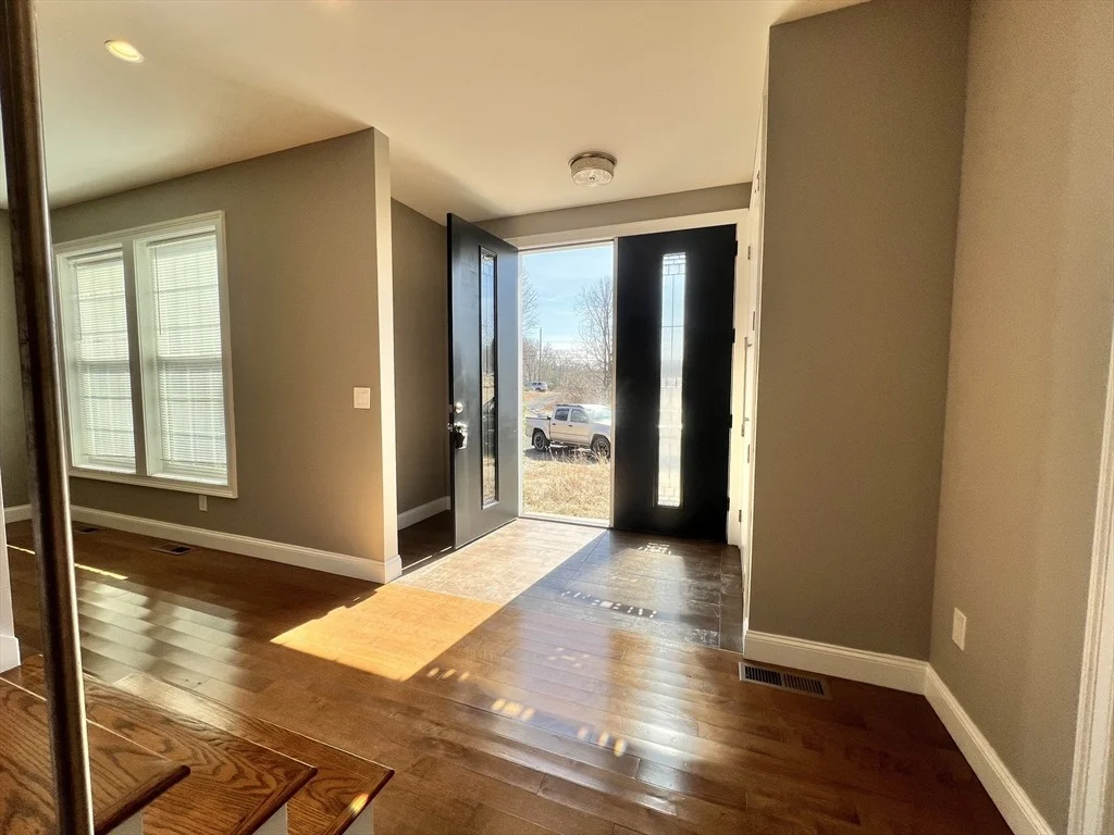 Photo of 465 Montgomery Rd