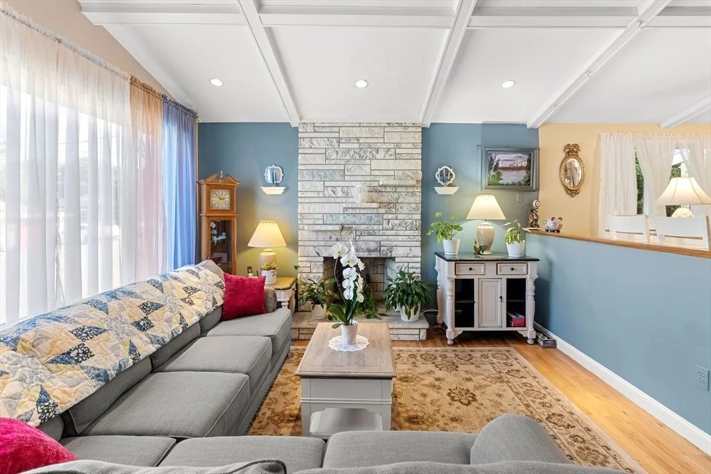 Photo of 15 Barnes Circle