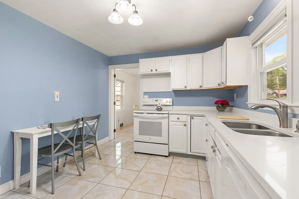 Photo of 7 Marie Ave