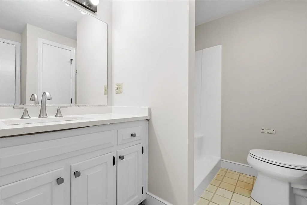 Photo of 141 Longhill Rd