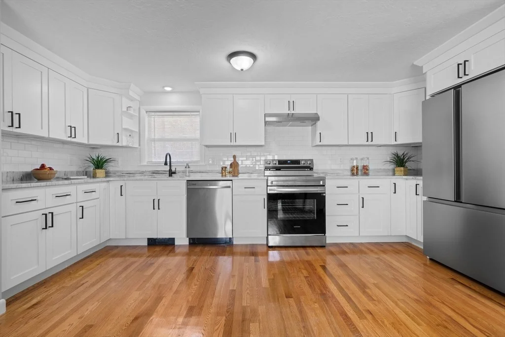 Photo of 752 Great Rd