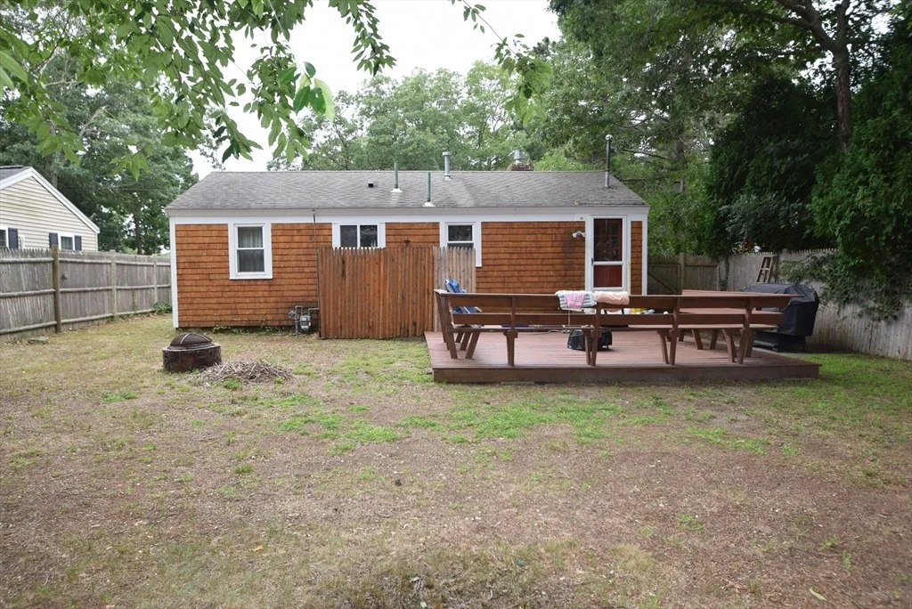 Photo of 16 Circuit Rd E